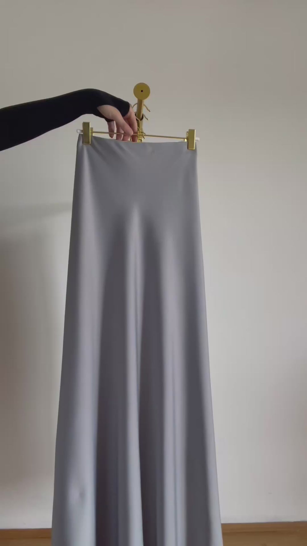 Maxi Satinröcke verschiedene Farben